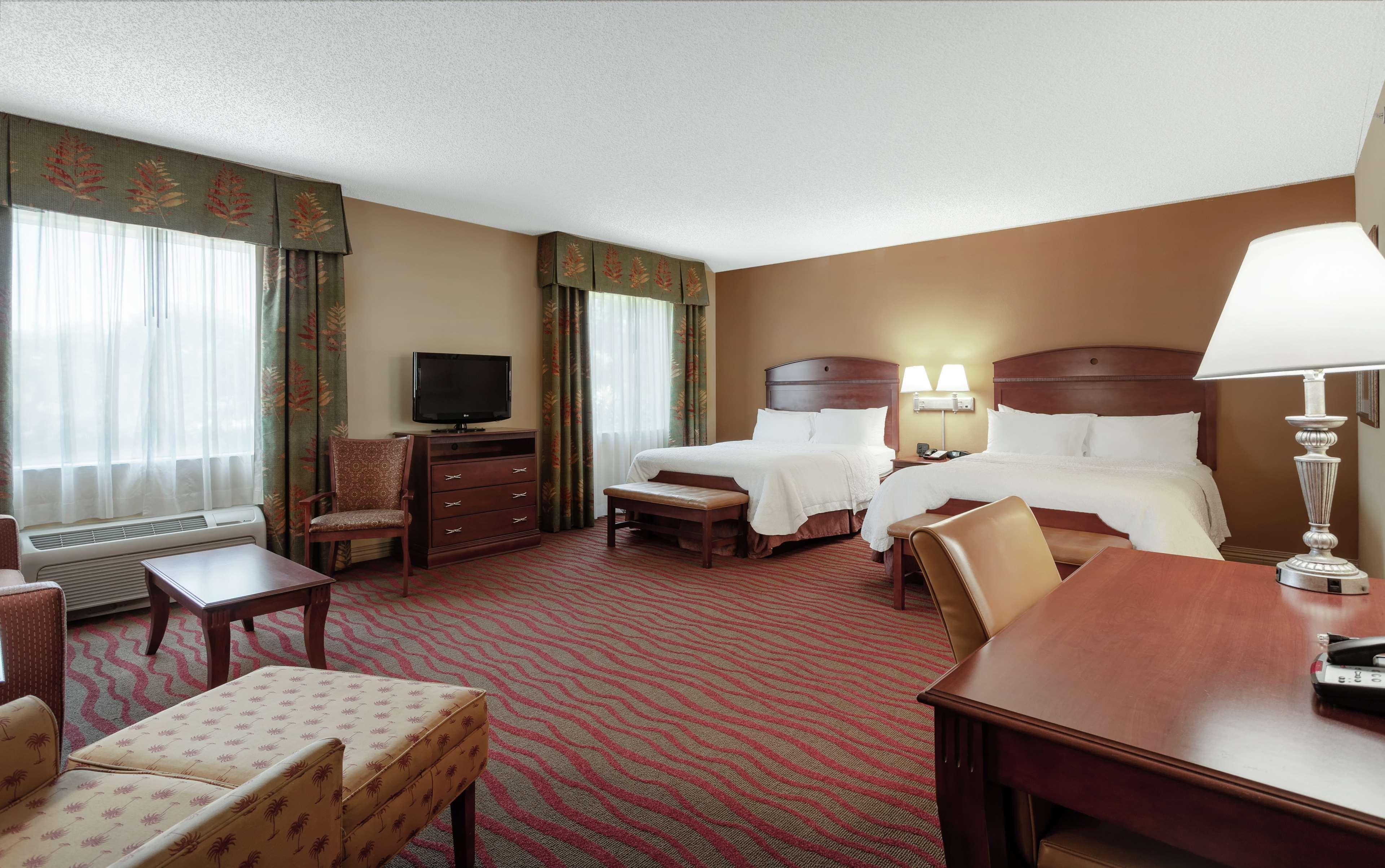 Hampton Inn & Suites Порт-Річі Екстер'єр фото