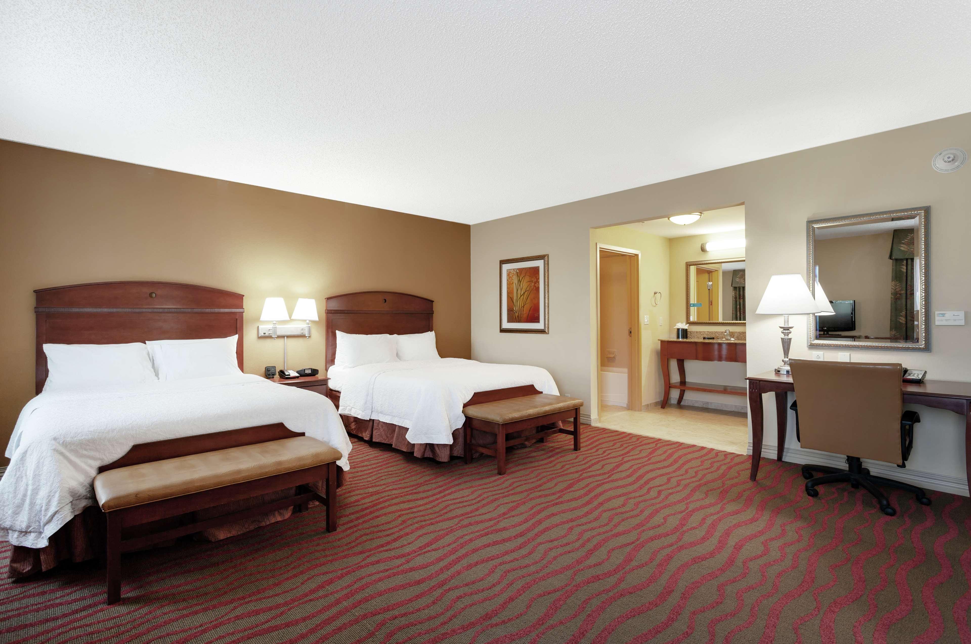 Hampton Inn & Suites Порт-Річі Екстер'єр фото