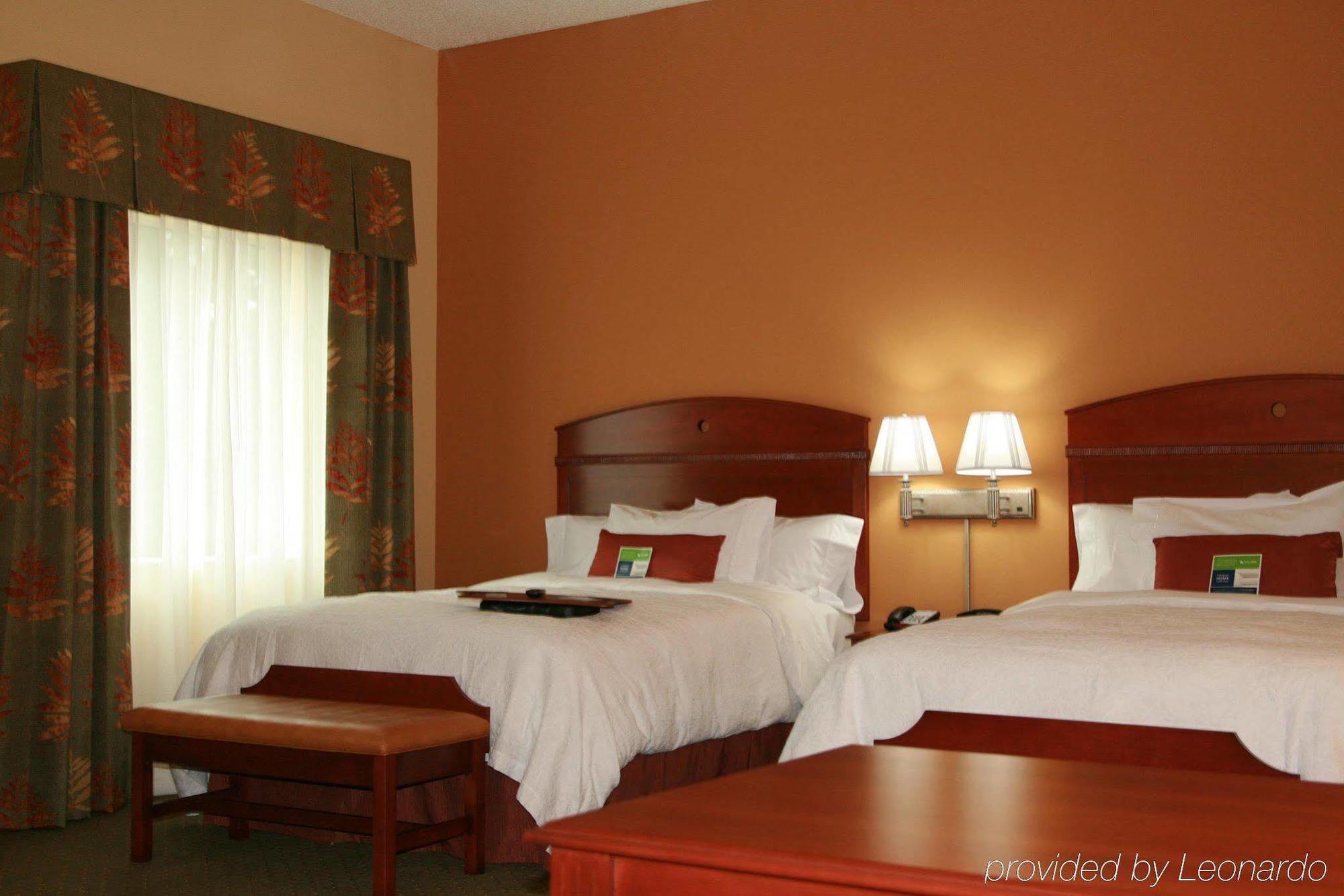 Hampton Inn & Suites Порт-Річі Номер фото
